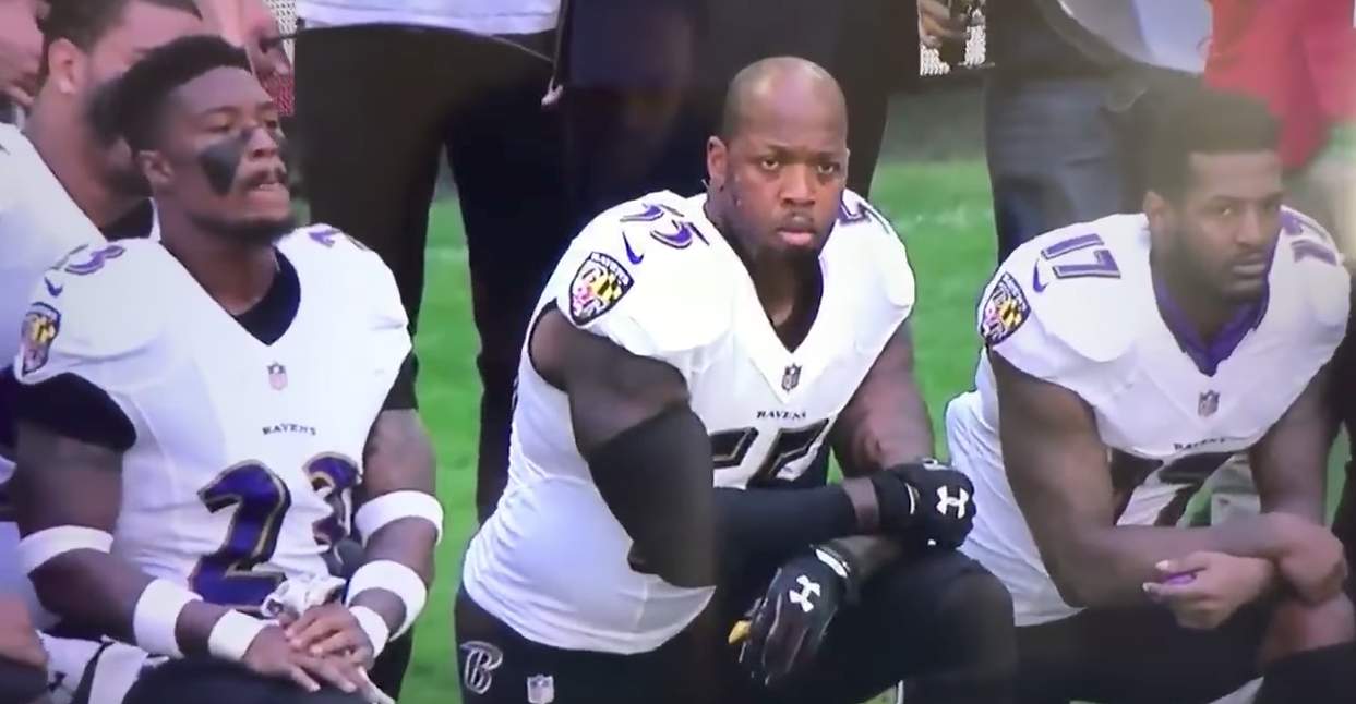 NFL’s Ravens & Jaguars kneel for US anthem, stand for ‘God Save the Queen’ in London; Steelers to ‘not participate in anthem’ to avoid controversy Featured