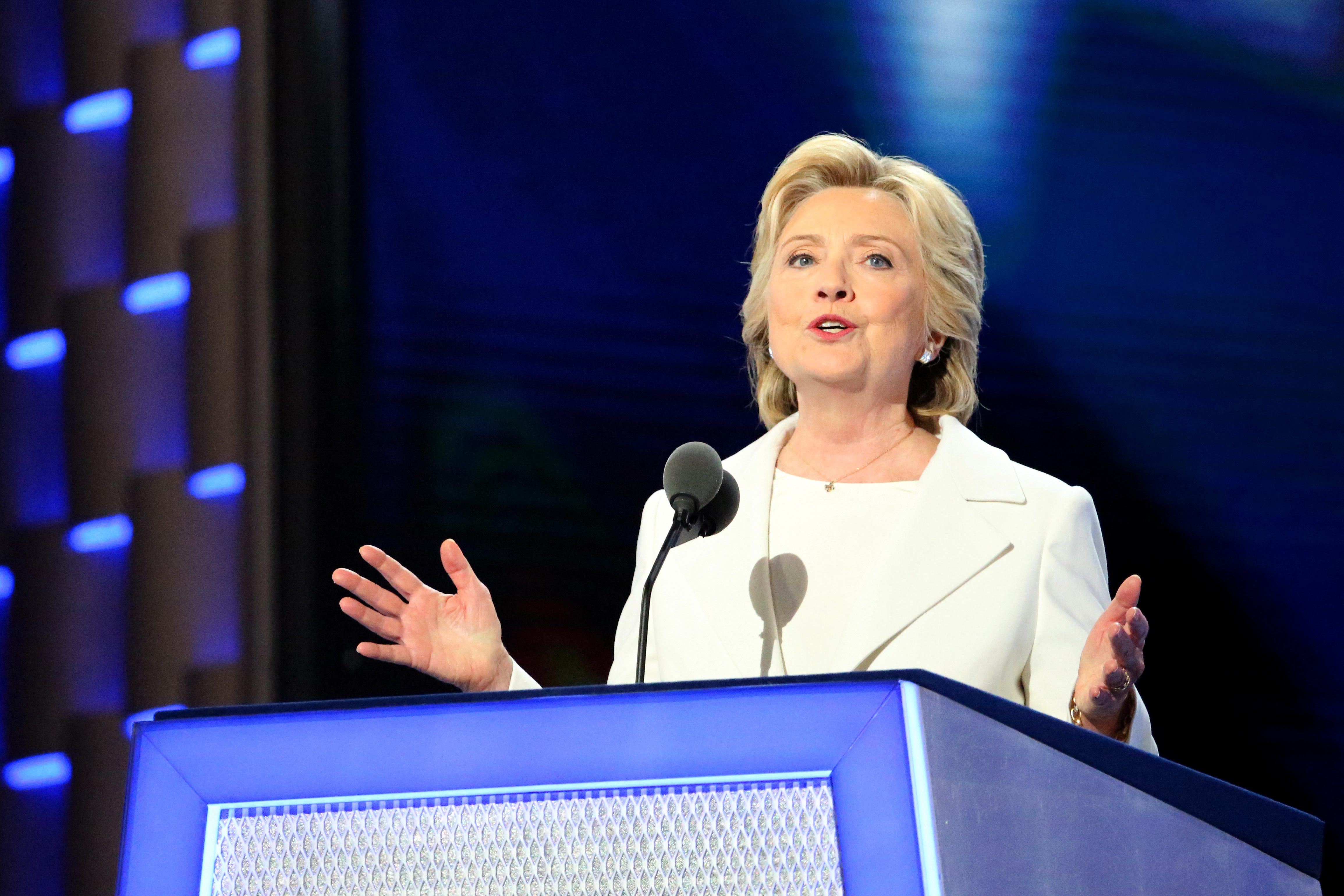 Revealed: Hillary Clinton Blames Colin Powell – She Claims He Recommended Private Email Usage Featured