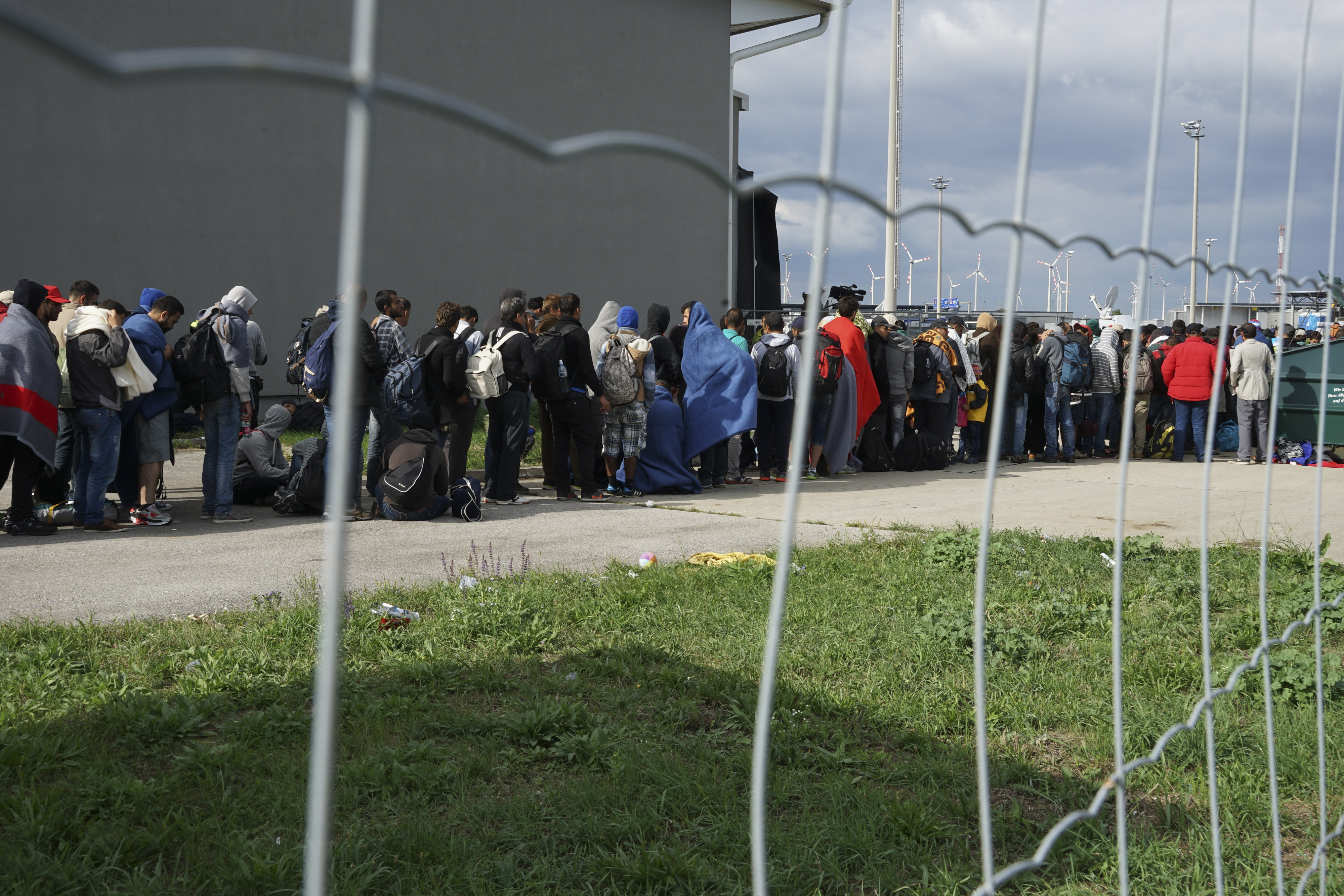 ISIS Hit Squads And Sleeper Cells Posing As Refugees According To German Government Featured