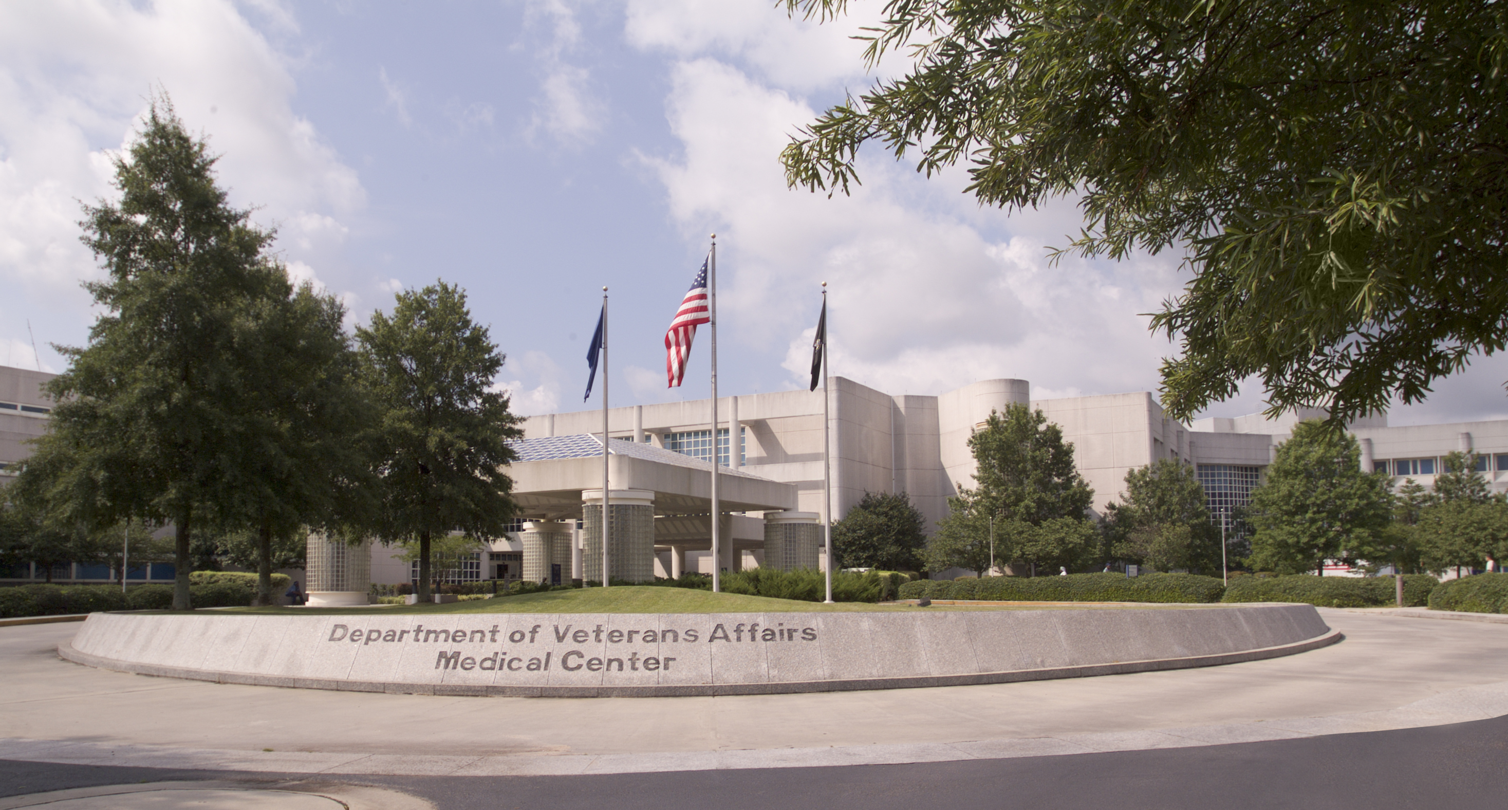 Whistleblower: VA Is Letting Veterans Needing Organ Transplants Die In Order To Cut Costs Featured