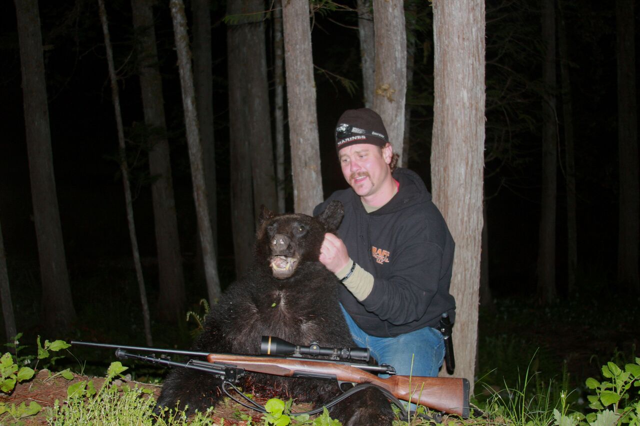 Wounded veterans participate in Hope for the Warriors’ therapeutic bear hunt Featured