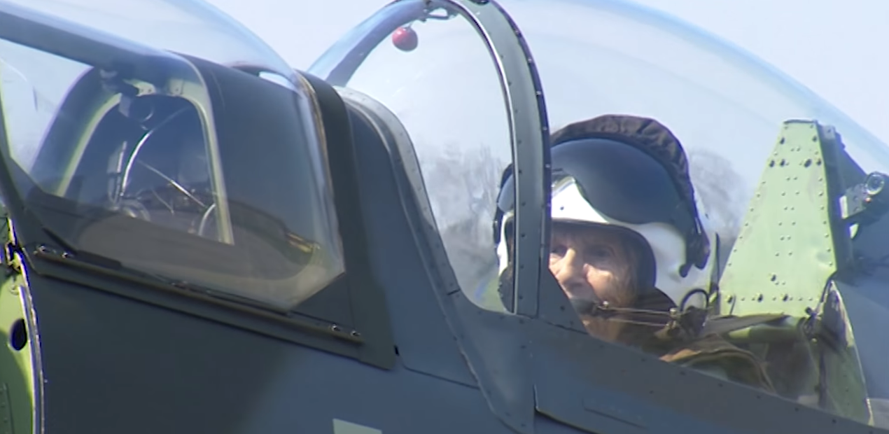 (WATCH) 91 Year Old WW2 Female Pilot Takes One More Flight In Spitfire Featured