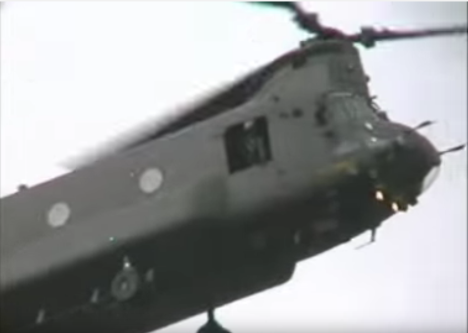 Spectators Left Stunned as Chinook Helicopter Attempts Unbelievable Aerial Stunt In Front of Unsuspecting Crowd Featured