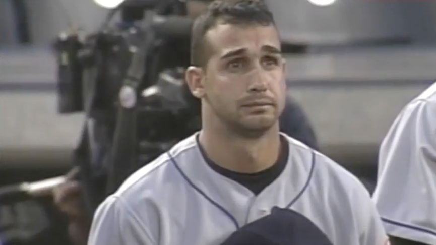 Watch MLB Players Pay Respect To The U.S.A. In The First Game Back After 9/11 Featured