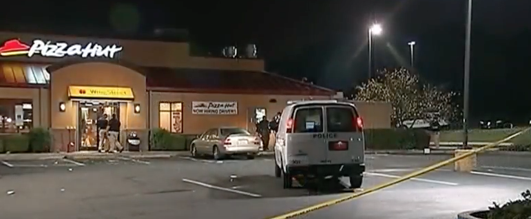 Armed Pizza Hut Employee Shoots And Kills 1 of 3 Armed Robbers While Defending Himself & The Store Featured