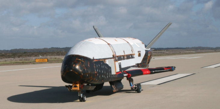 U.S. Air Force Orbiter Lands In Cape Canaveral With A Boom Featured