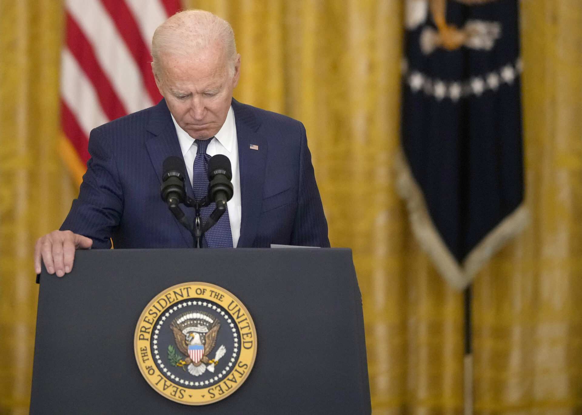 Video Did Biden Check His Watch During Dignified Transfer Of Us