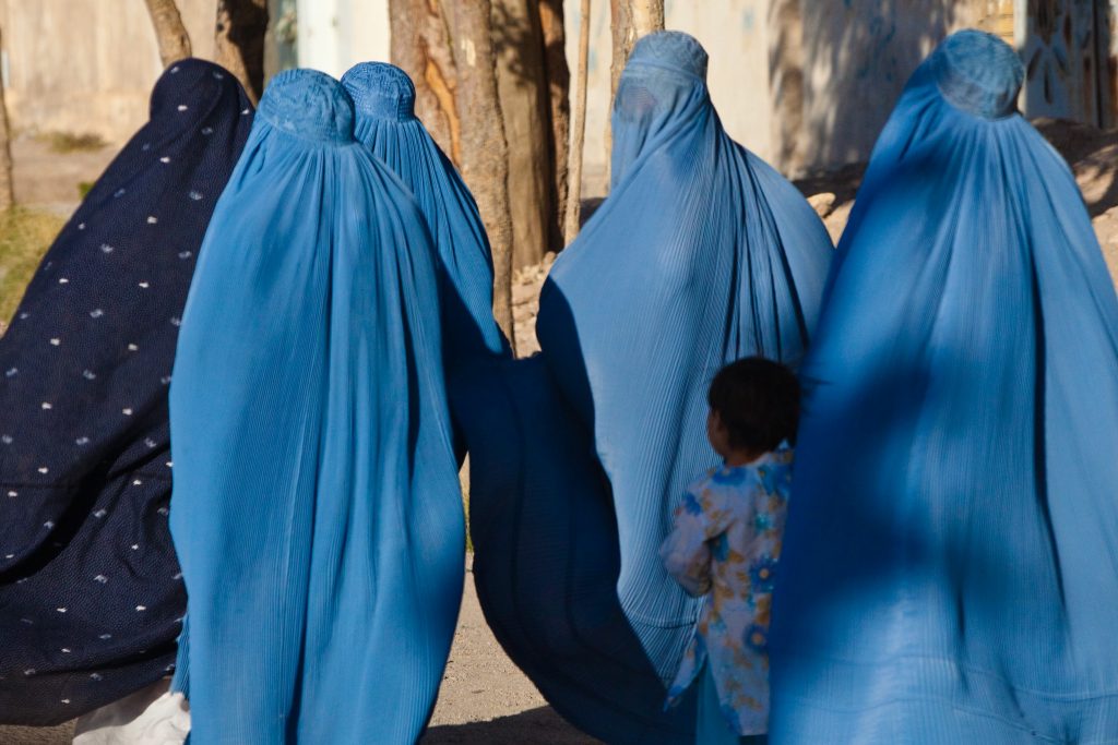 The vice guide to dating a girl in a burqa