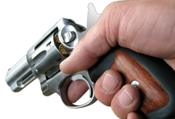 Educational Gun Program Empowers Alaskan Teen Girls Featured