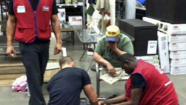When An Injured Veteran Needed Help The VA Denied, These Lowe’s Employees Sprung Into Action Featured