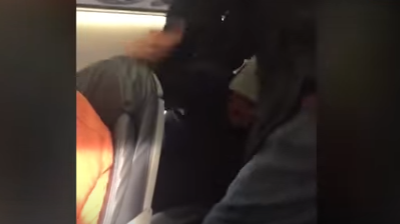 Here Are The Top 10 Best Memes About The United Airlines Incident Featured