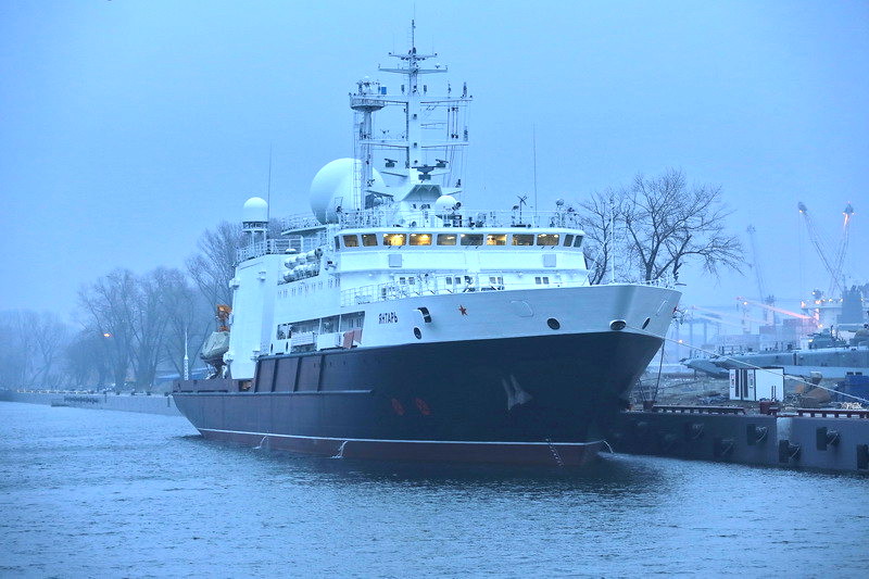 U.S. Navy Shadowing A Russian Ship Sailing Near Nuclear Sub Base Featured