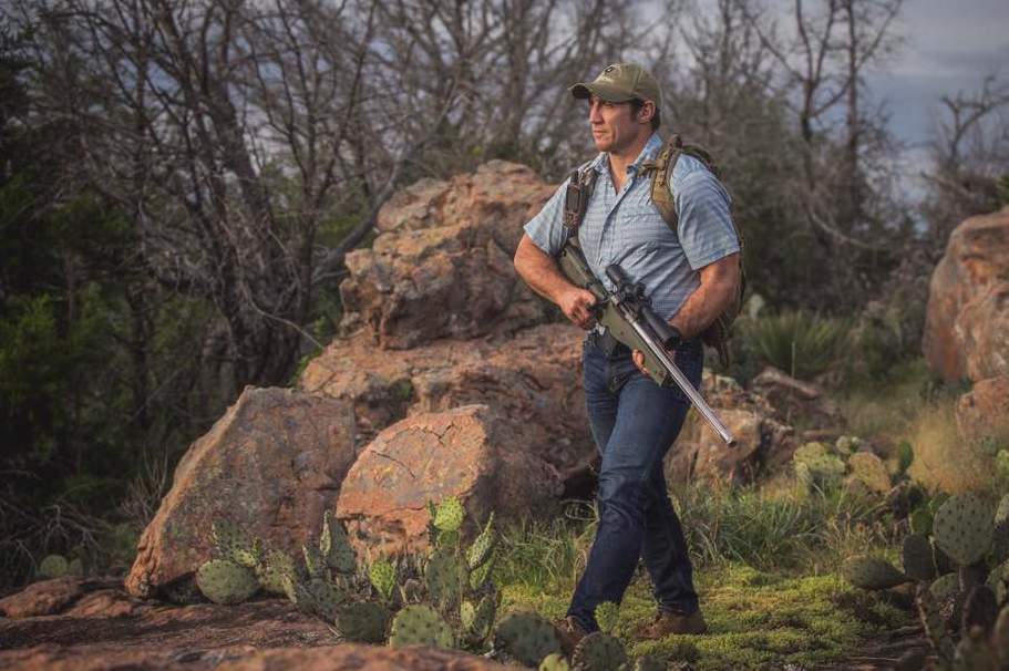 This is what Army Special Forces Sniper Tim Kennedy always carries in his backpack to be prepared for anything Featured