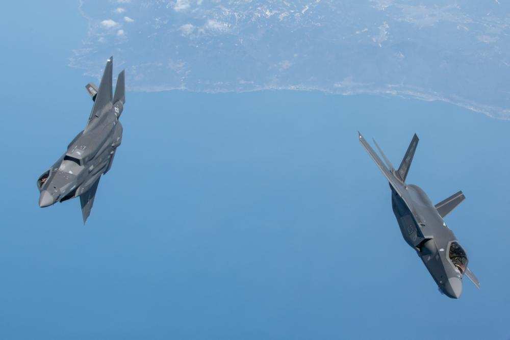 RSAF’s tanker aircraft refuels Australian and US F-35 fighters for the first time