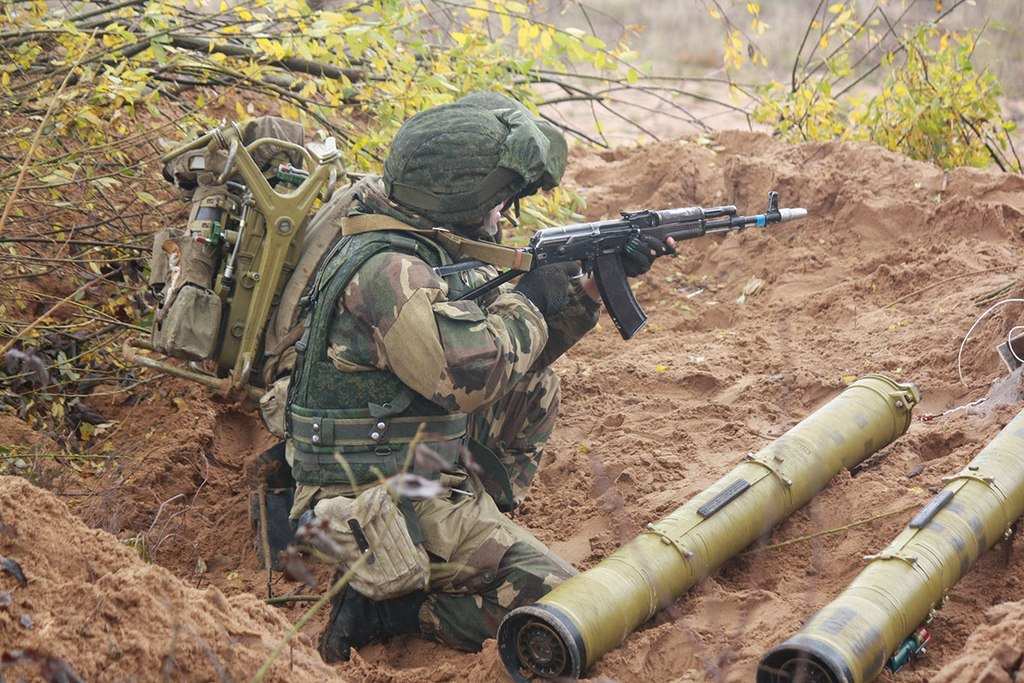 1024px Airborne troops of Russia SOF of Belarus 02