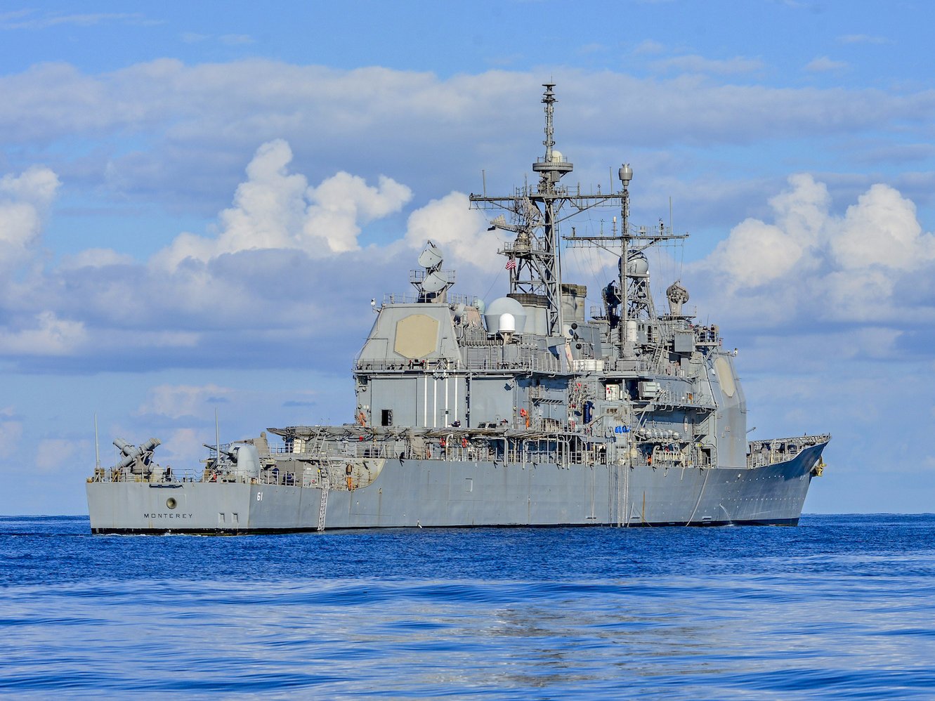 Here's the weaponry aboard the guided-missile cruiser heading for the ...