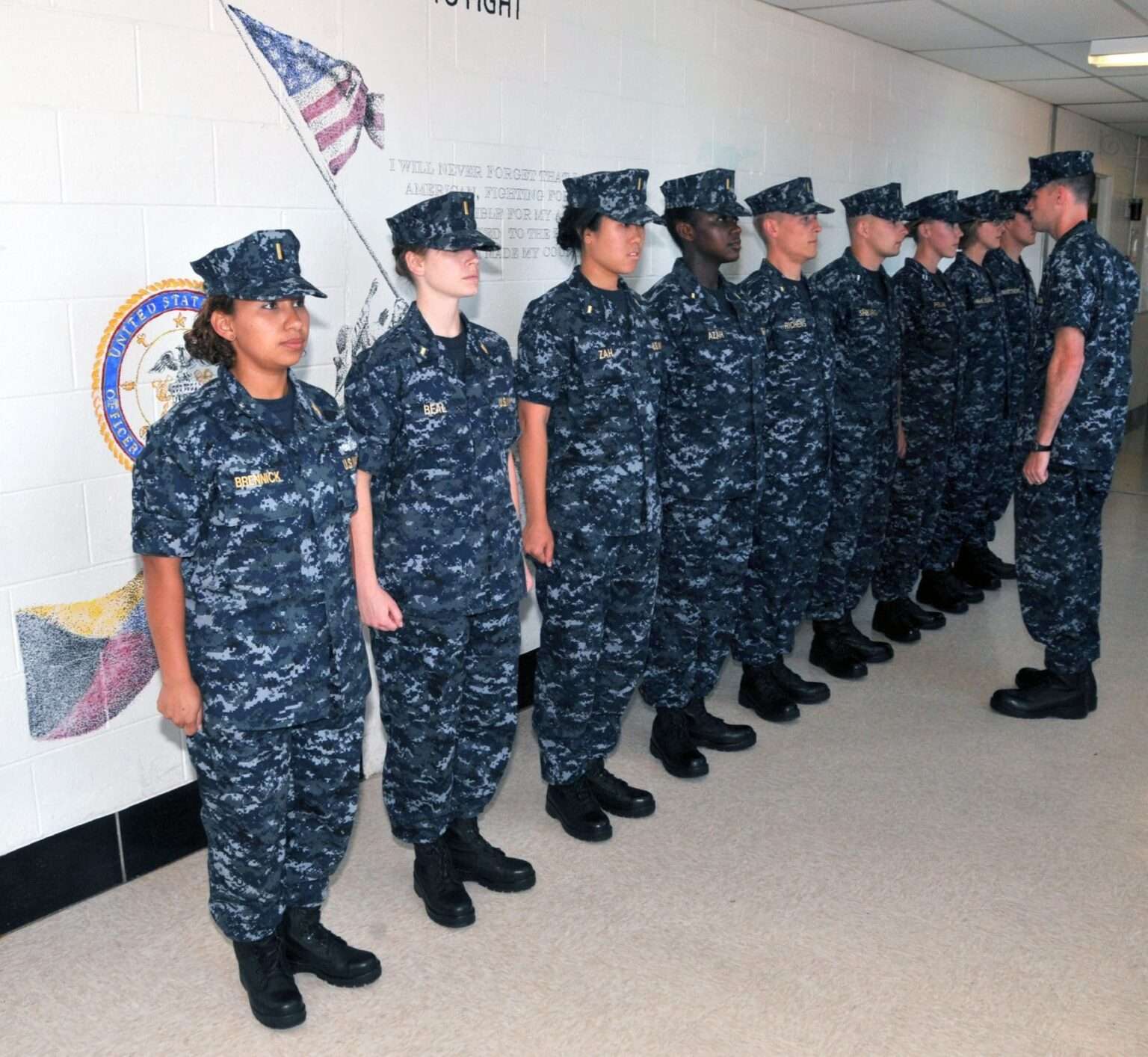 US Navy ends its 'blueberry' camouflage uniforms American Military News
