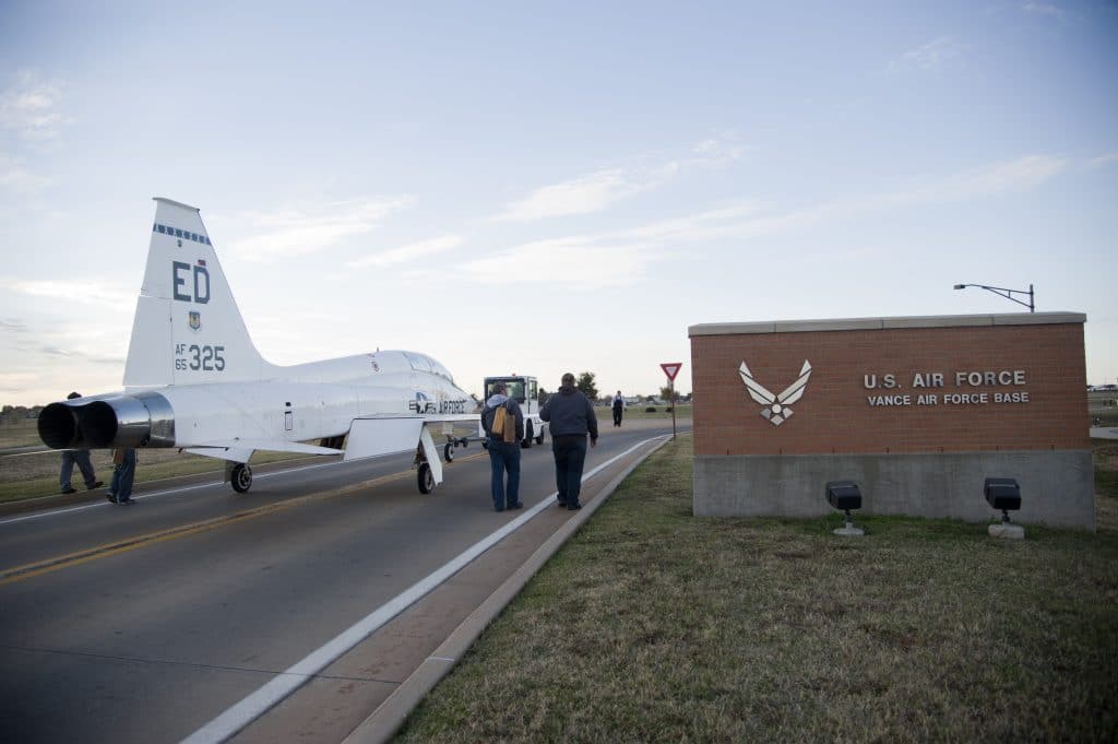 Air Force Confirms It Ceased T-38 Formation Landings After Fatal 2019 ...