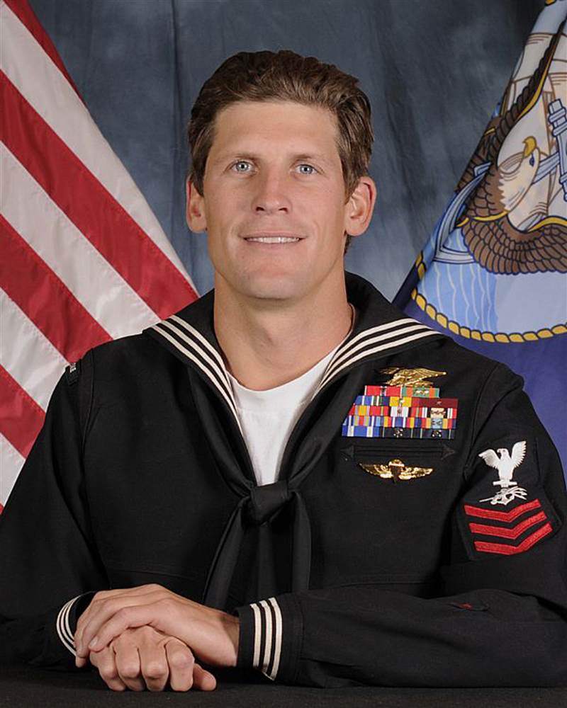 U.S. Navy SEAL Killed By ISIS Gave Up Track Future To Join Military Featured