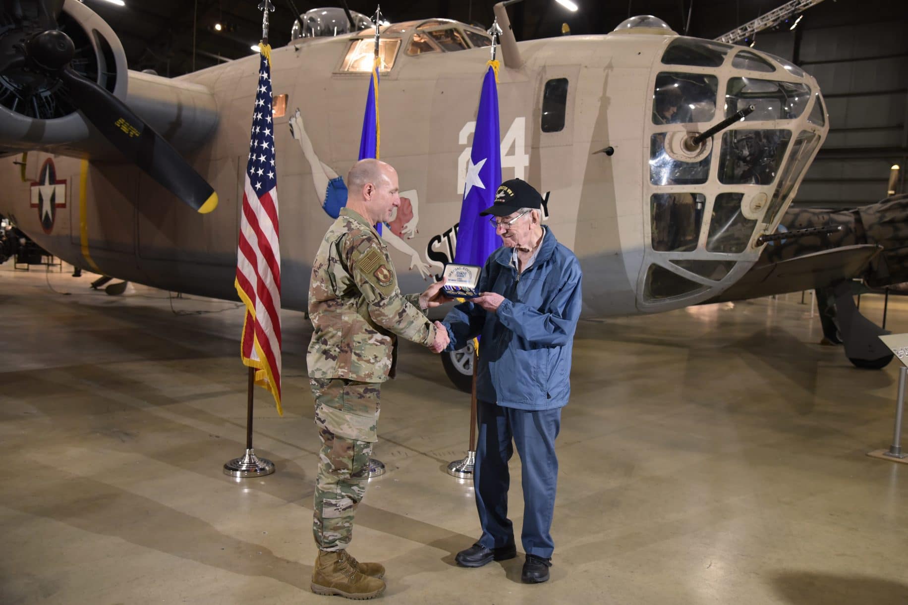 'Lucky Joe' WWII vet given new medals after losing originals