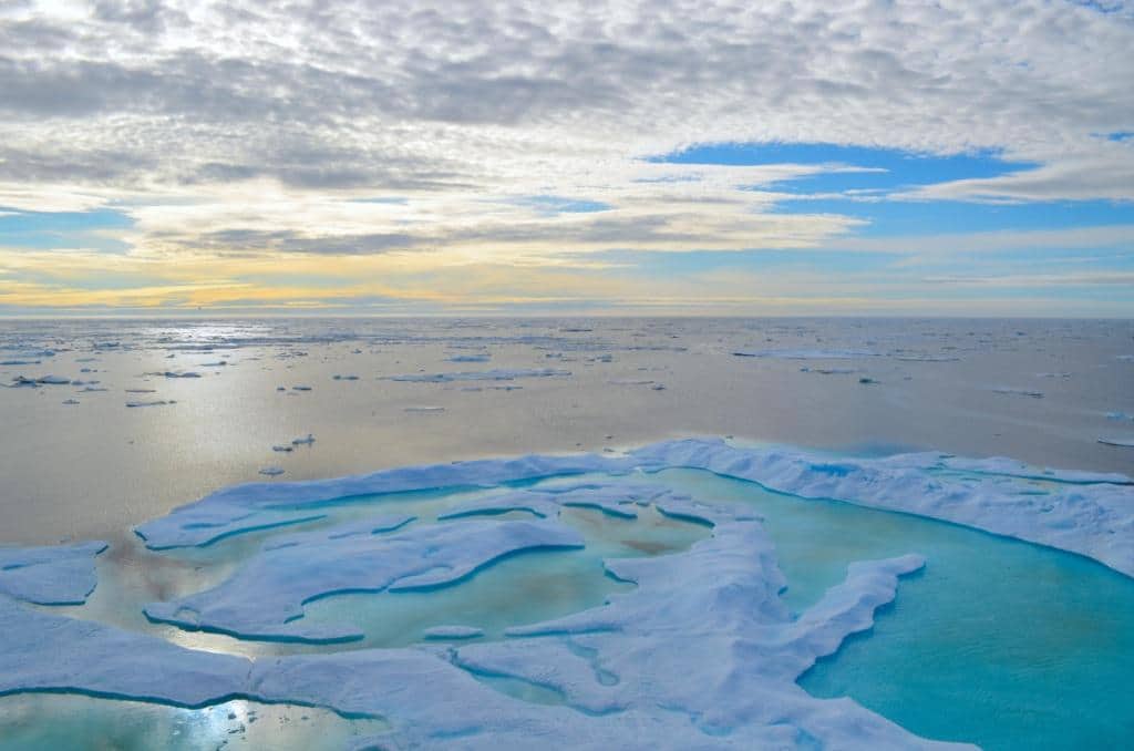 Острова бассейна северного ледовитого океана. Арктический бассейн Северного Ледовитого океана. Арктика море Лаптевых. Бассейн Северного Северного Ледовитого океана. Северно Ледовитый океан море Лаптевых.