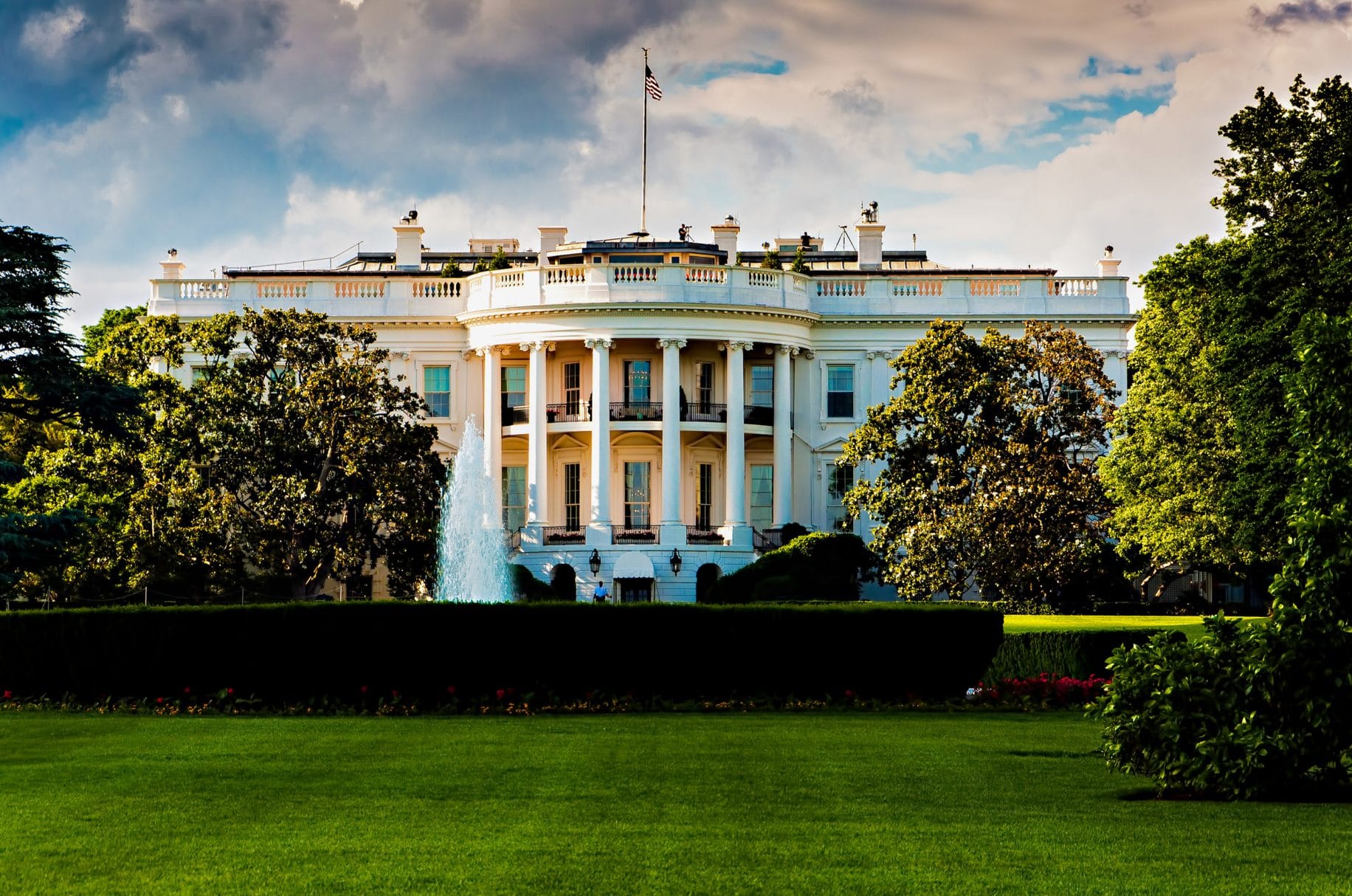 White house. Резиденция президента США белый дом. Белый дом (the White House). 4. Белый дом (г. Вашингтон). Америка белый дом Вашингтон.