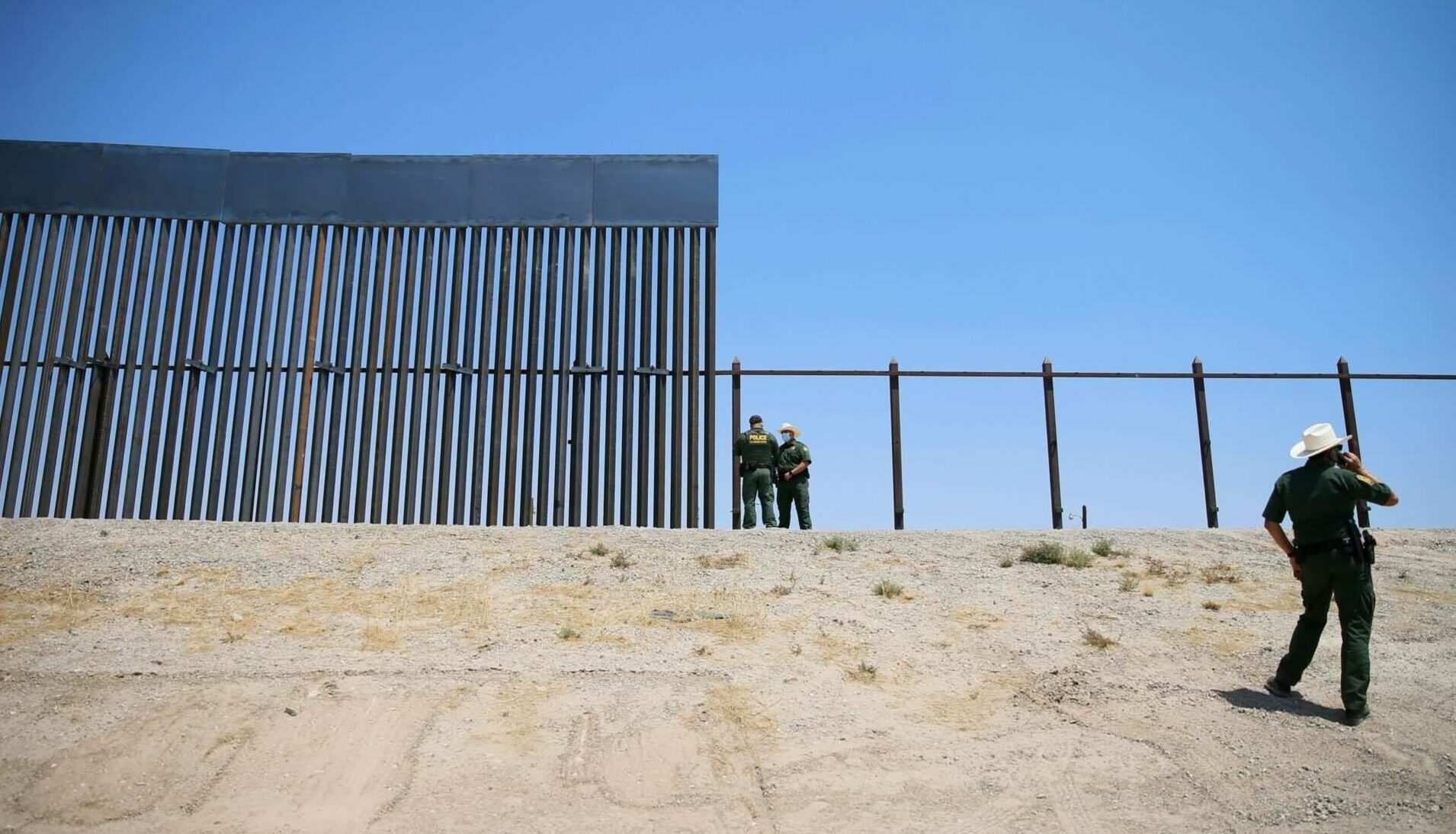 Biden quietly approves new US-Mexico border wall construction