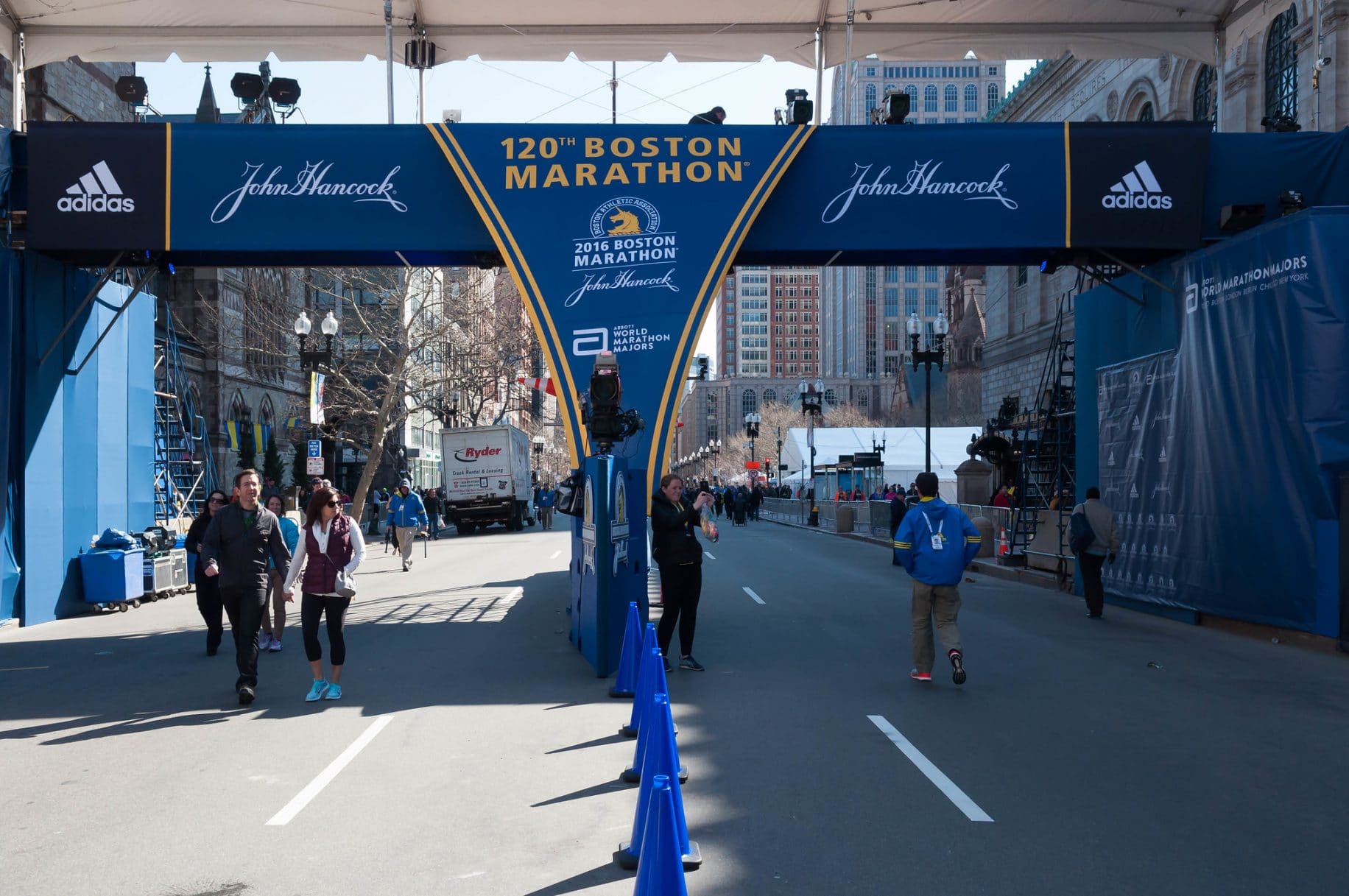 Coronavirus fears could push 2020 Boston Marathon to fall; race has