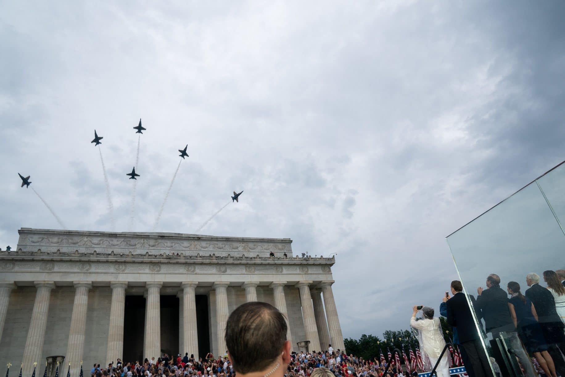 july 4th trump display