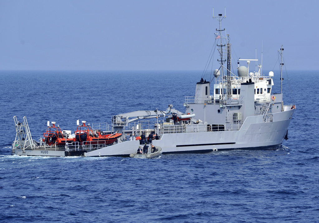 VA-based destroyer rescued 26 Cuban migrants near Florida Keys ...