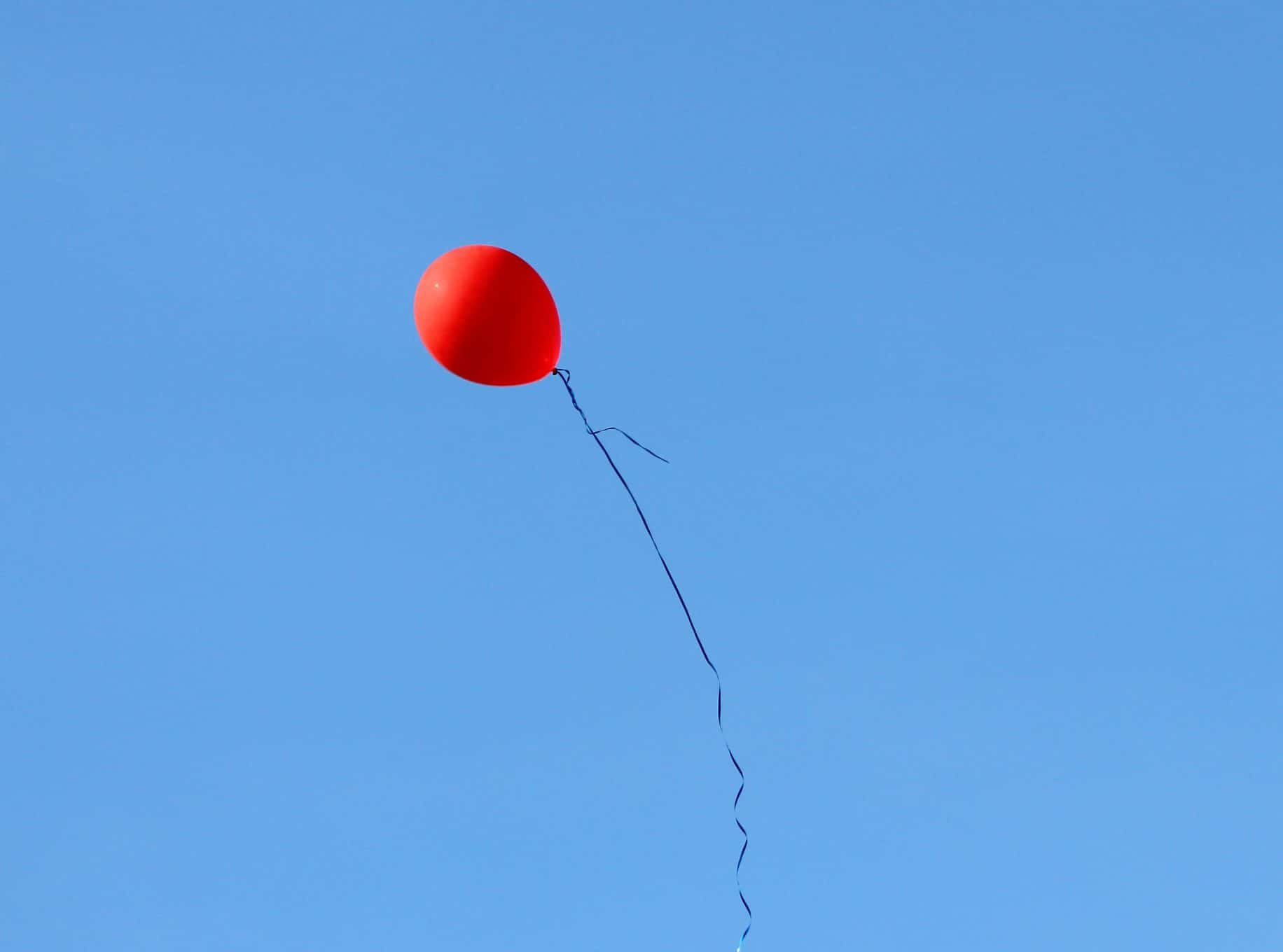 With release of red balloons, crowd honors local soldiers killed 15 ...