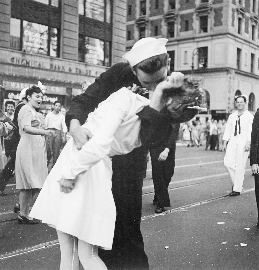 985px Kissing the War Goodbye | World War II ended with Japanese surrender 77 years ago | The Paradise News