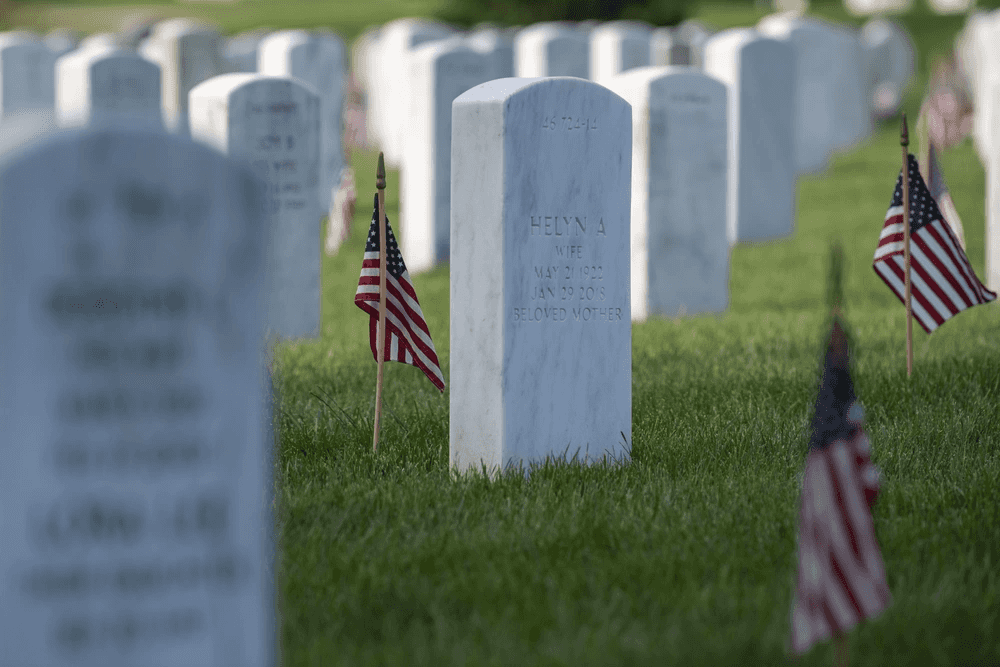 'This is horrible.' Homeless veterans are being buried in paupers graves in GA city