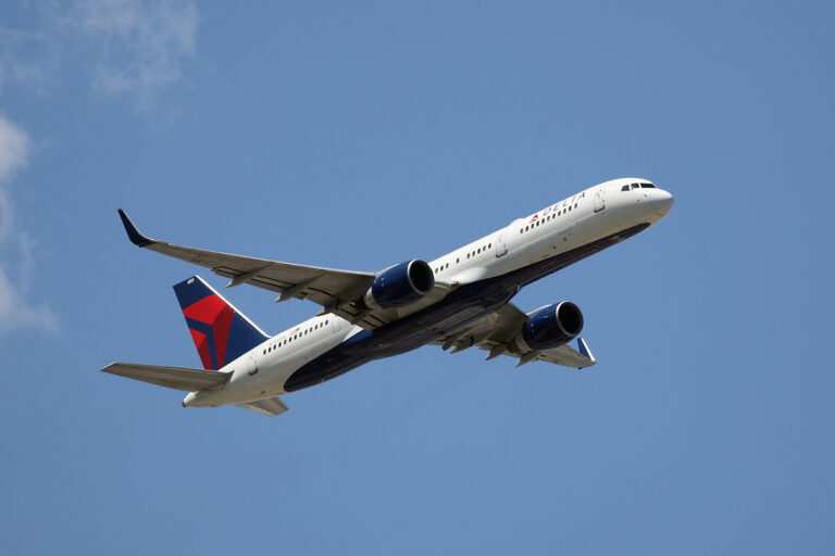 Delta 757′s Lost Tire Is Latest Issue With Boeing Aircraft ...