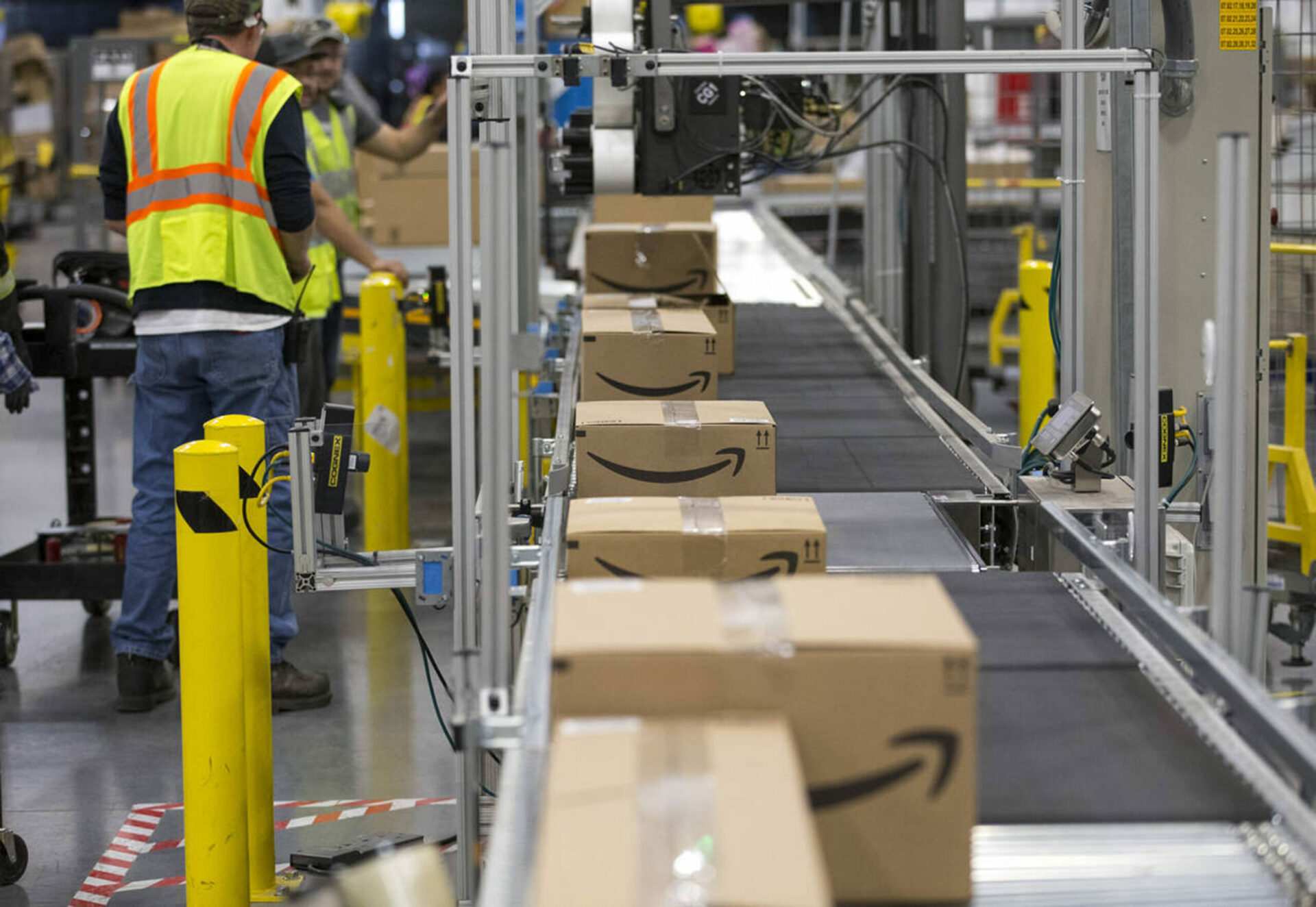 Amazon, OSHA reach settlement over warehouse safety citations