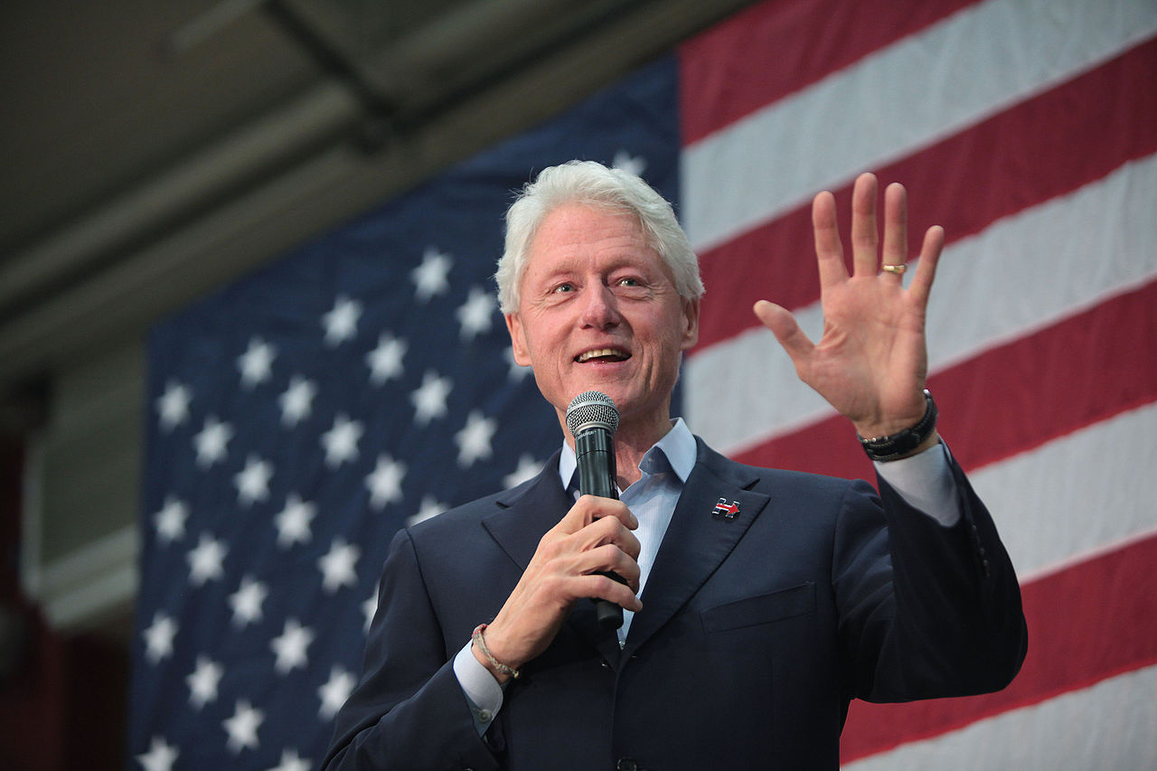 The Other Clinton Scandal: Bill Clinton Took $5.6M From Dubai Sharia-Law “Education Co.” & Served As Hon. Chairman Featured