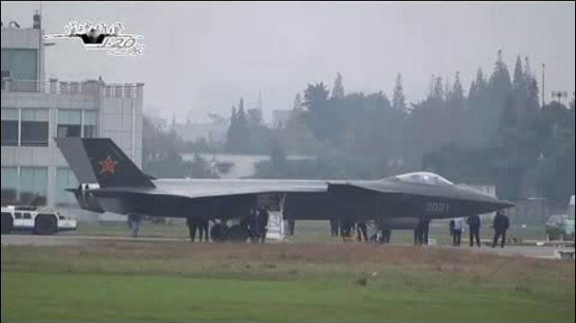 Watch Chinese Stealth Aircraft Attempt To Rival JSF F-35 Featured
