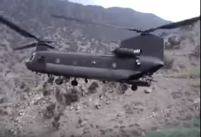 Watch A CH-47 Chinook Perform Pinnacle Landing Extraction In Afghanistan Featured