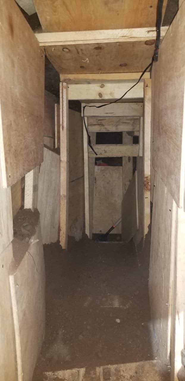 VIDEO/PICS: US and Mexican federal agents find tunnel construction site ...