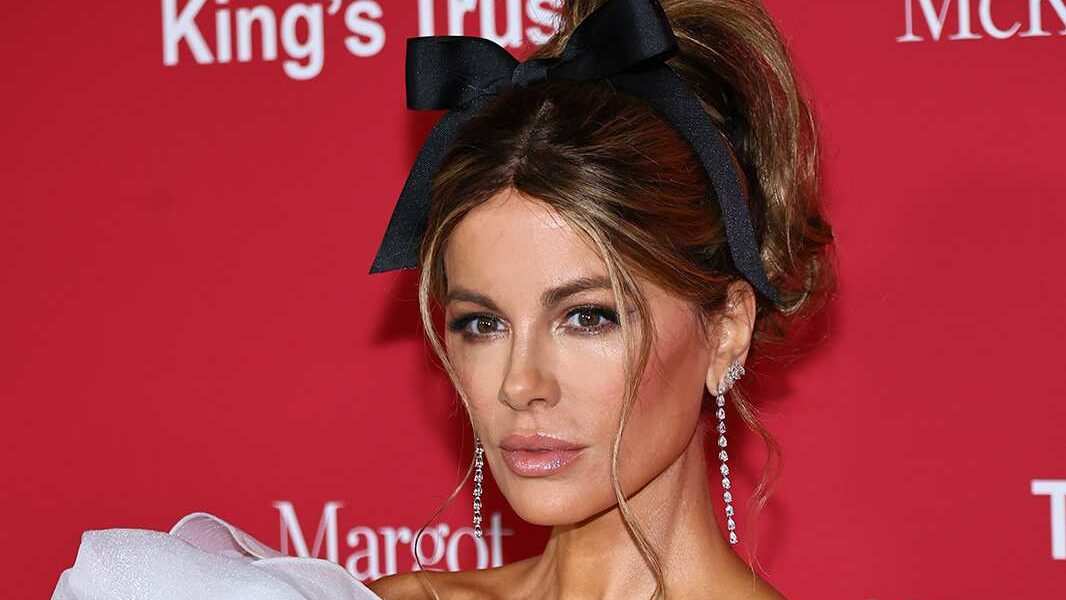 Kate Beckinsale, after a 'rough year' and hospitalization, returns to the red carpet
