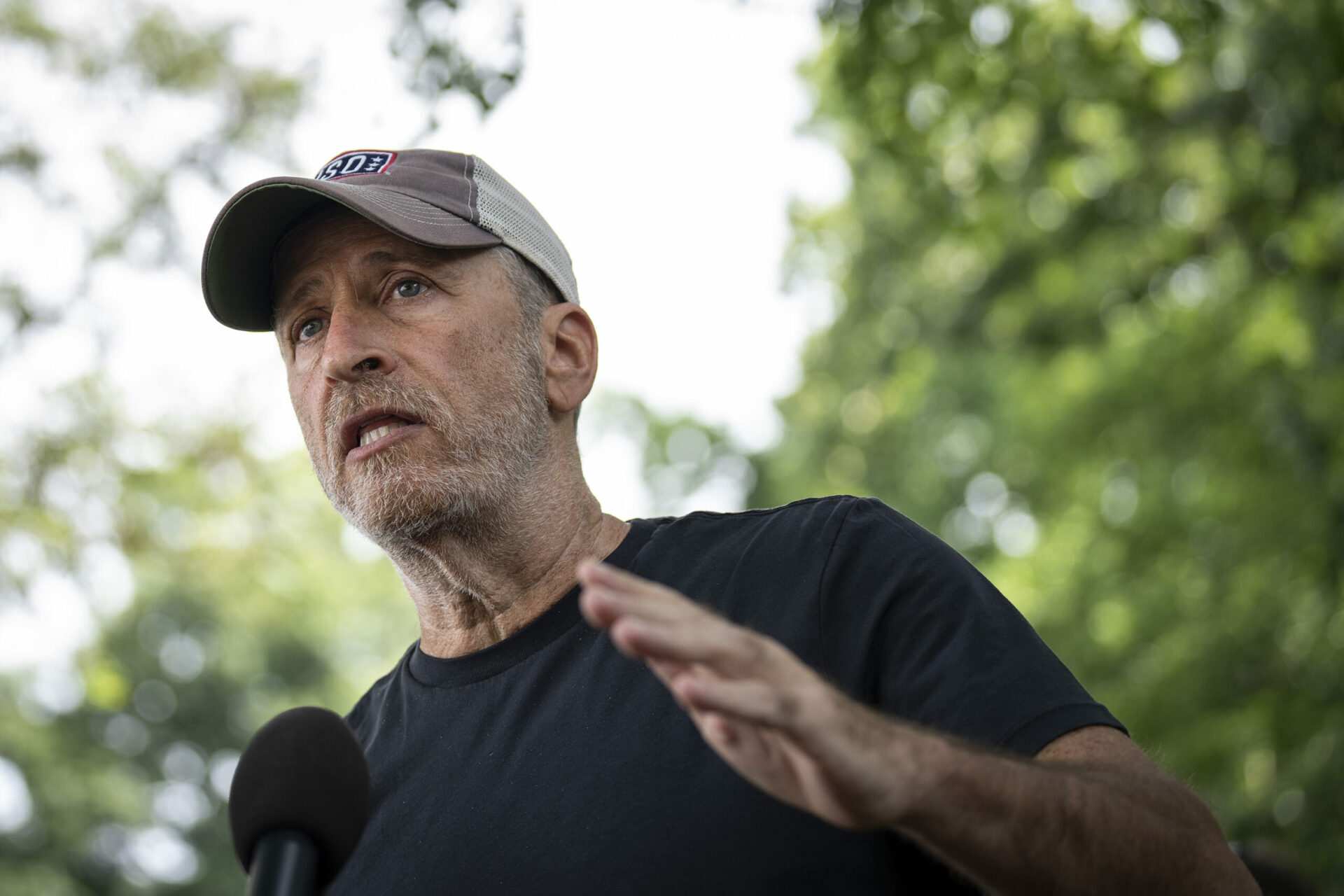 Bruce Springsteen, Jon Stewart to support veterans with return to Stand Up for Heroes