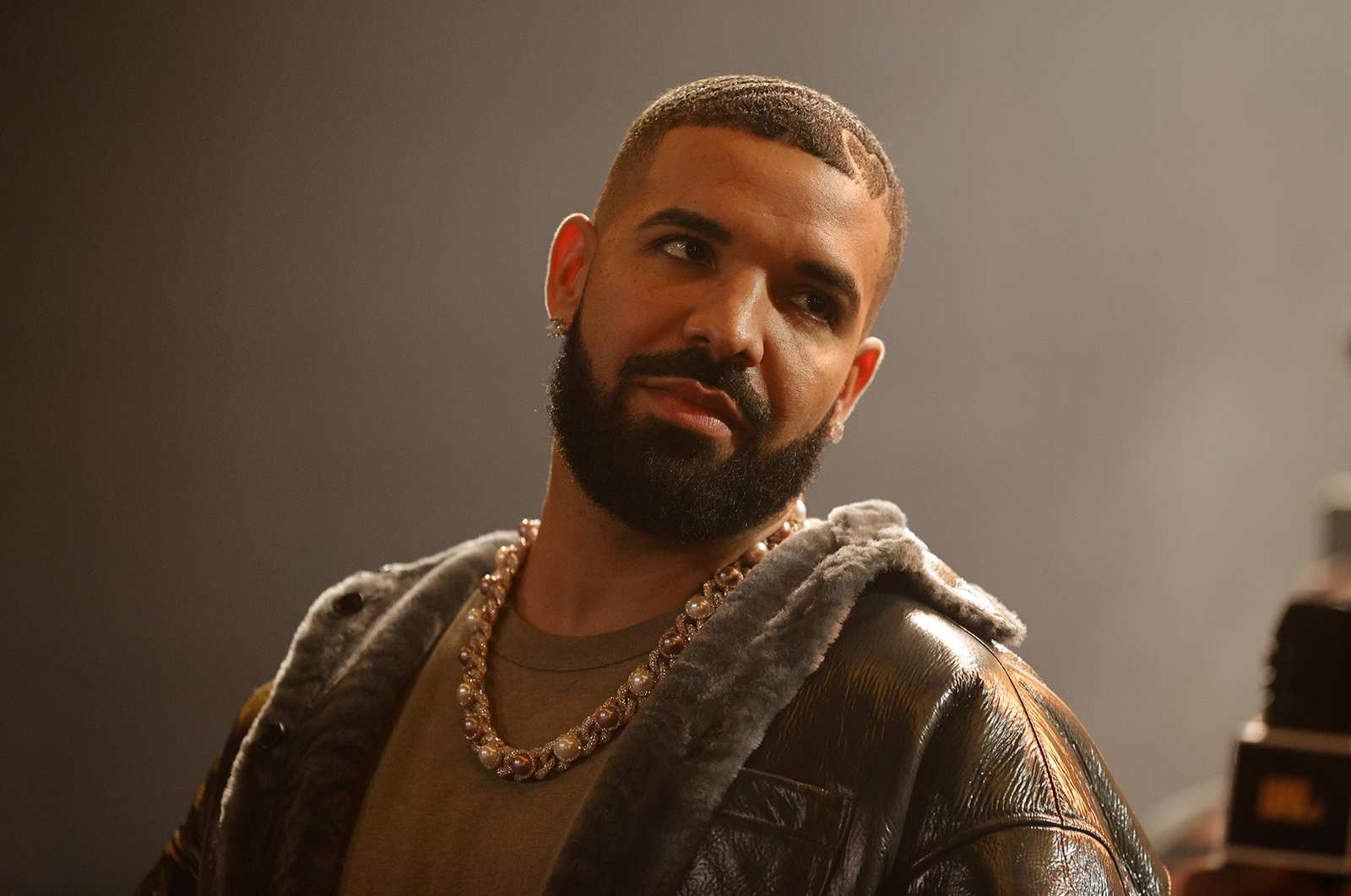 Drake says he’s taking a break from making music due to the ‘craziest’ health issues with his stomach