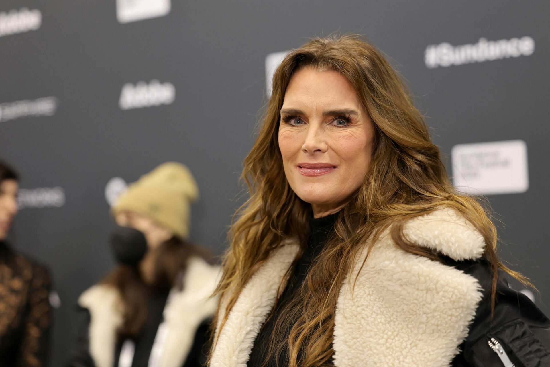 Brooke Shields had a grand mal seizure. Bradley Cooper was by her side as it went down