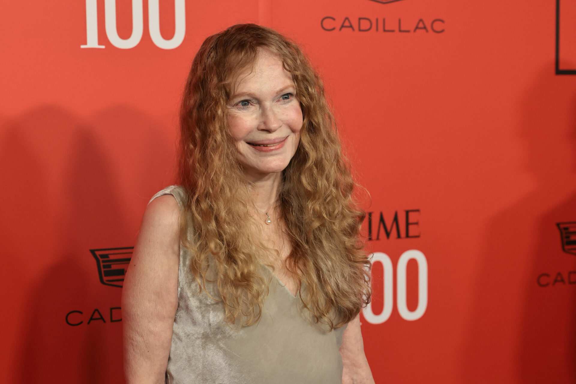 Mia Farrow exits just opened Broadway play ‘The Roommate’ due to COVID