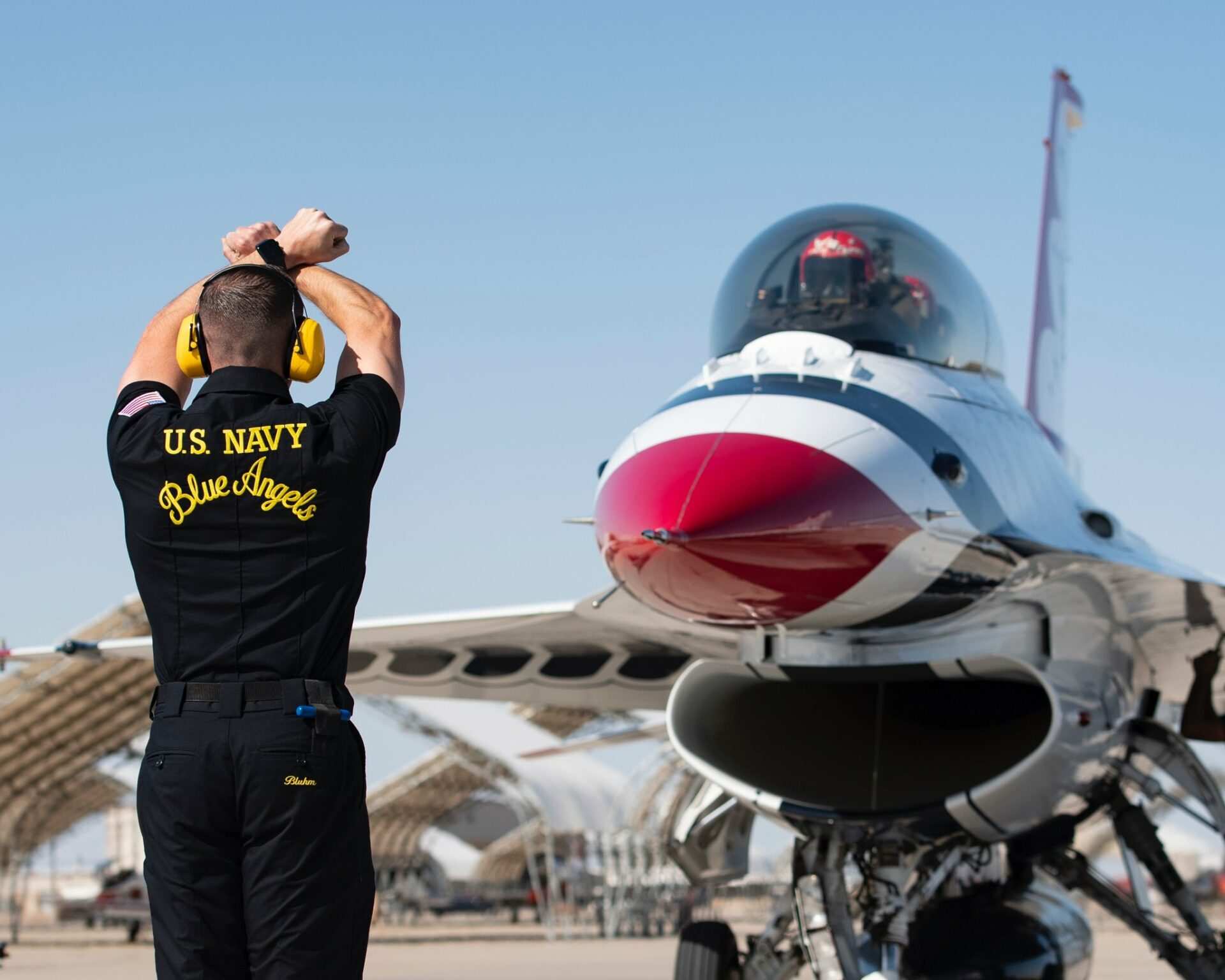 Pics Navy Blue Angels, Air Force Thunderbirds form first ever 'Super