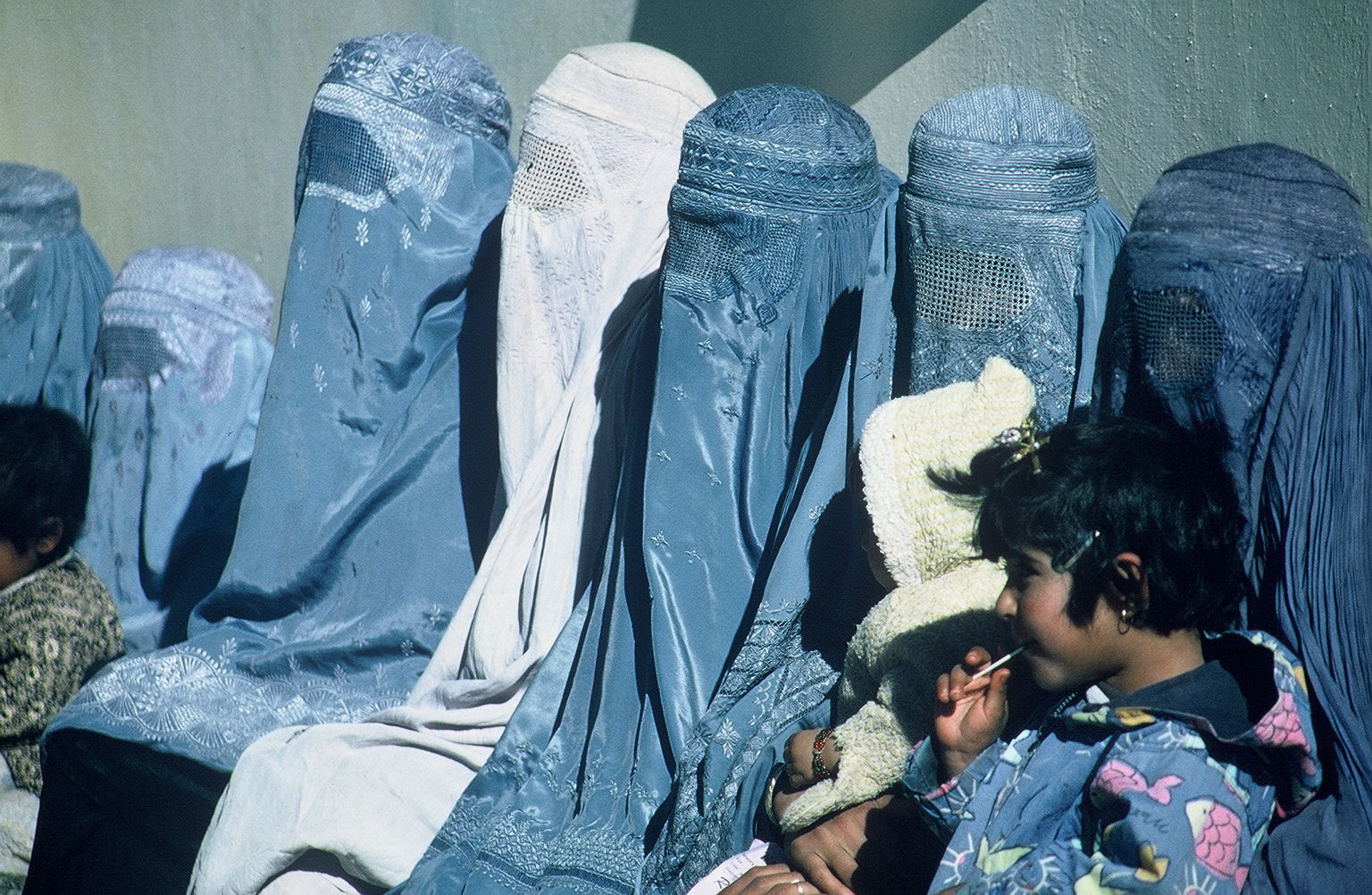 ISIS Bans Burqas In Security Centers After Burqa-Clad Women Massacre Several ISIS Leaders Featured