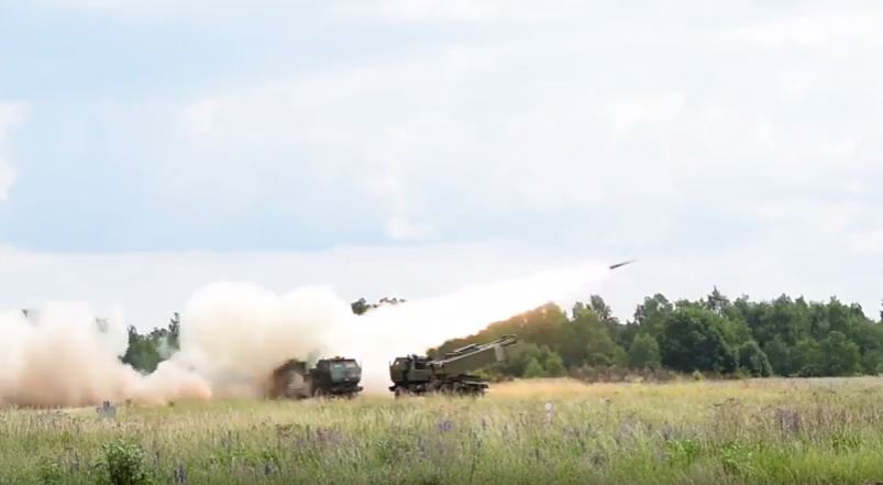 Tennessee Army National Guard executes High-Mobility Artillery Rocket ...