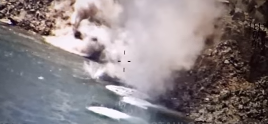 (VIDEO) Iraqi aviation units lay waste to ISIS fighters fleeing Mosul Featured