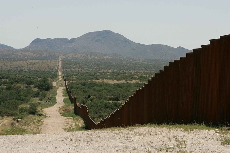 Hispanic Contractors Get Death Threats For Offering To Build The Wall Featured