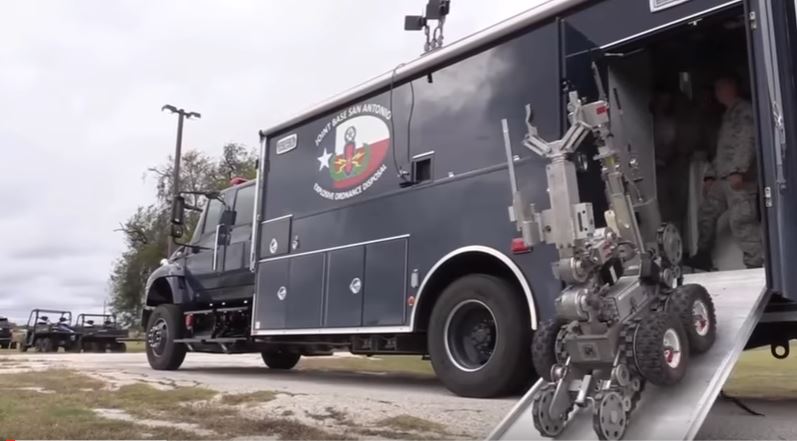 Watch New Military Robots Sappers & Explosive Technicians Perform EOD Tactical Training Featured